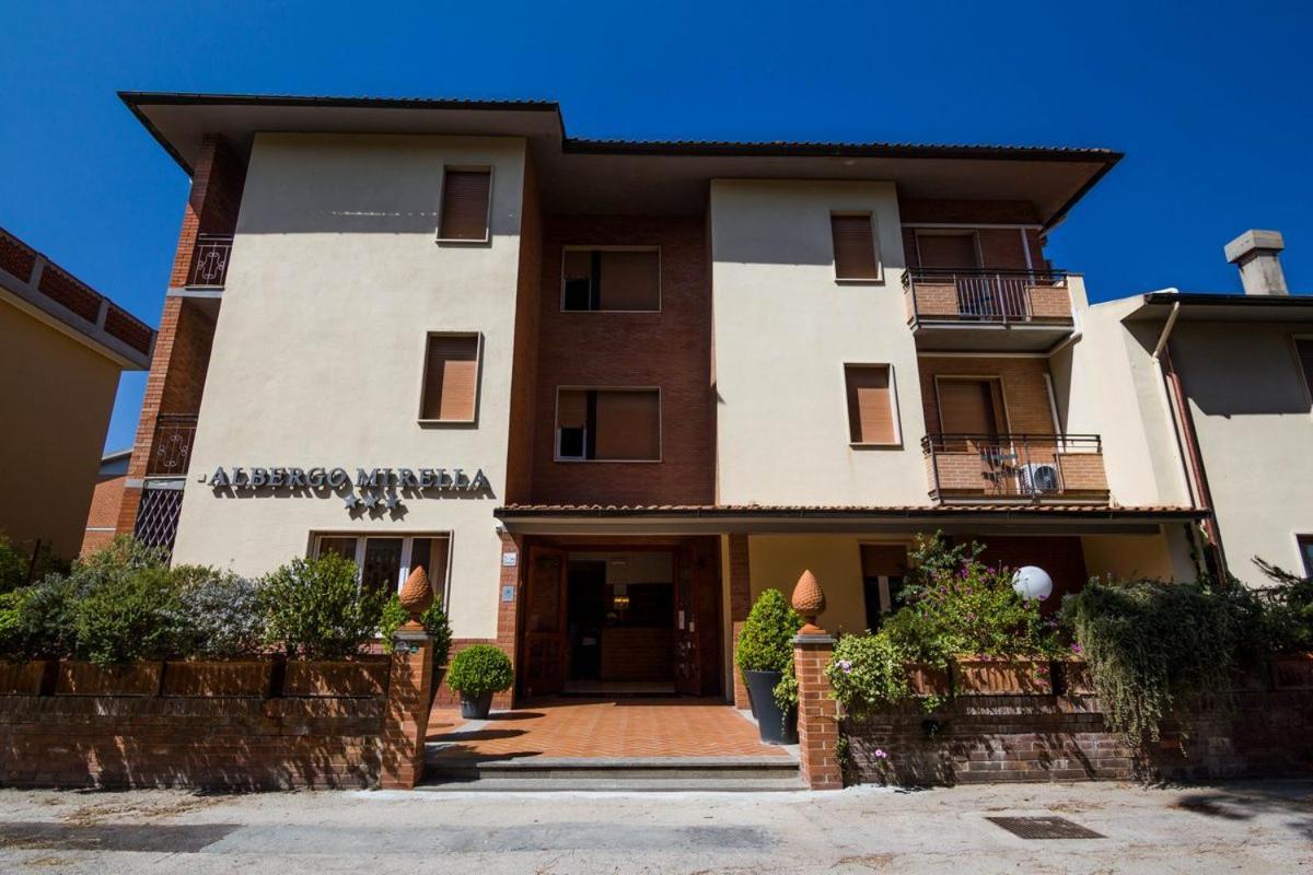 Hotel Mirella Castiglione della Pescaia Dış mekan fotoğraf